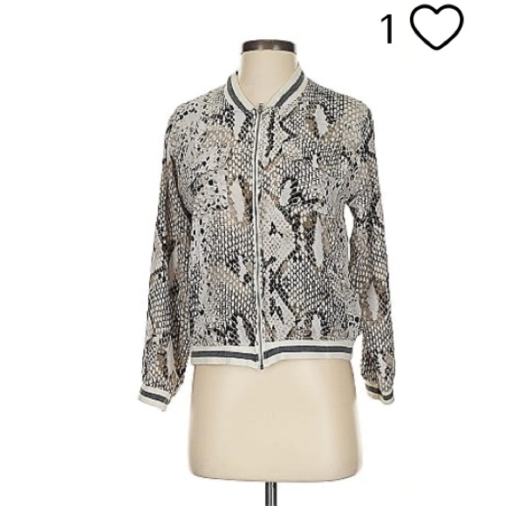 LAILA & SAVANNAH| Animal Print| 100% Silk Jacket| Size Medium